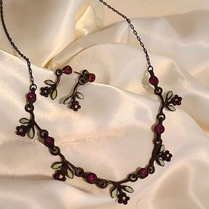 17" vintage necklace with earrings